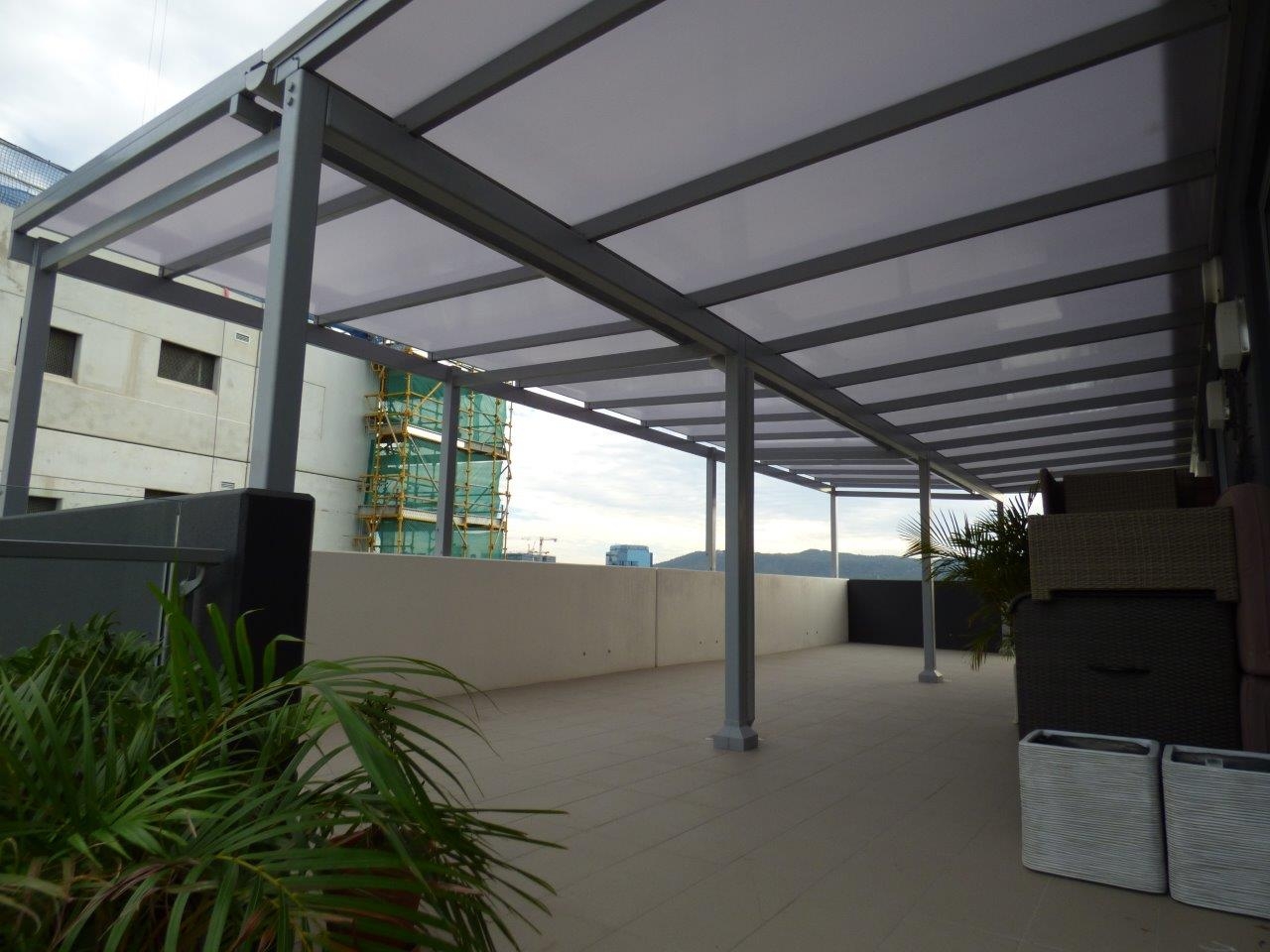 Large Brisbane patio with transparent roof.