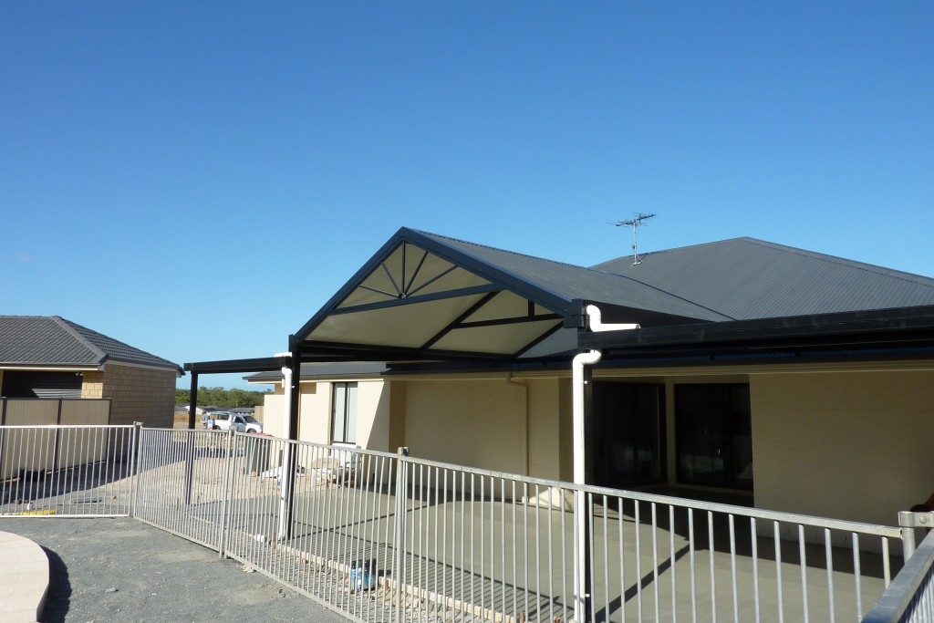 Standard gable patio 