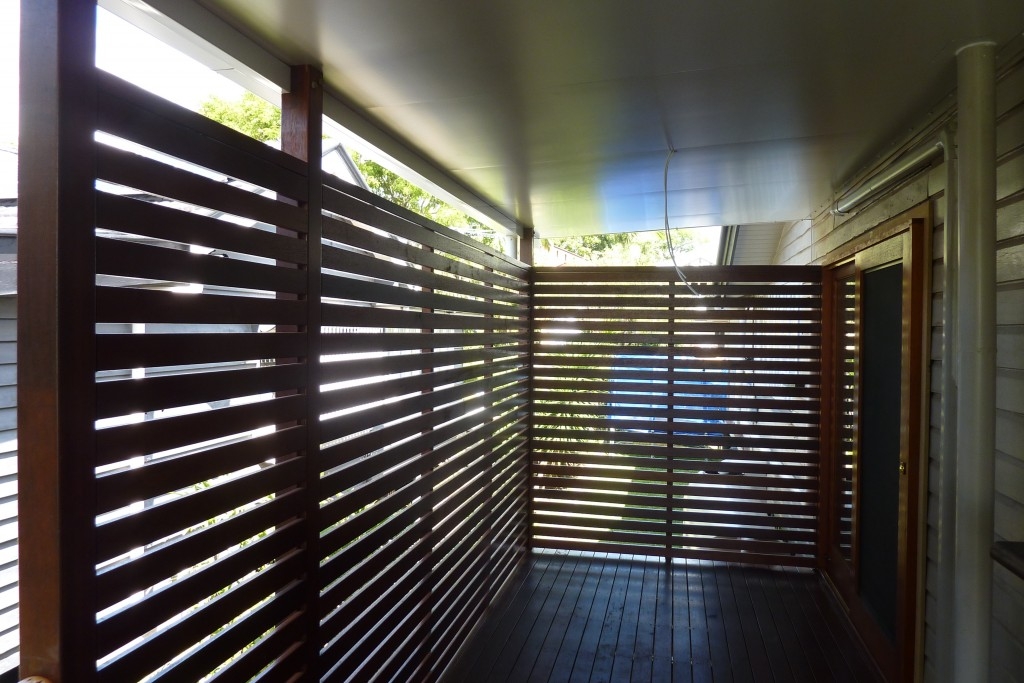 Privacy screens around deck
