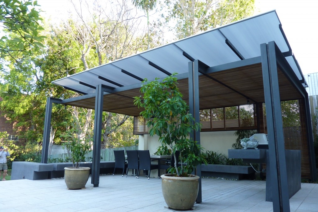 Freestanding patio design