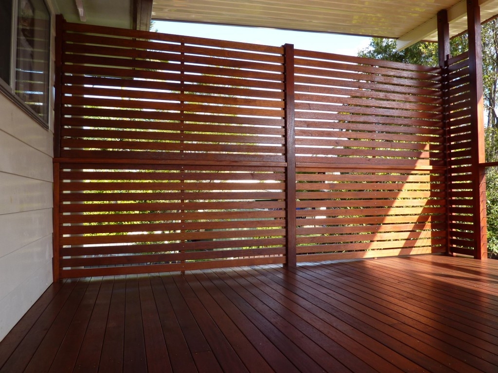 Privacy deck
