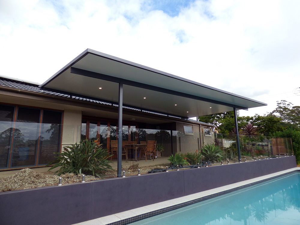 Premium Lifestyles are the experts in patio roofing. Available in Brisbane, Ipswich, Gold Coast and Sunshine Coast.