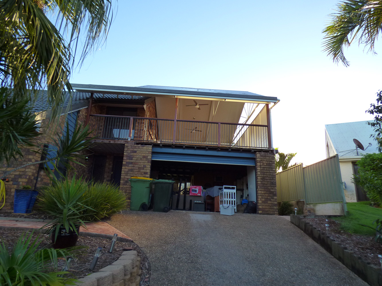 Premium Lifestyles are your Brisbane Patios Specialist. Roof mounted Gable extension. Insulated panel roofing with fully welded trusses. Powder coated “Adjustable Blade” aluminium louvre screens. Kwila Posts and hand rail with powder coated aluminium balustrade