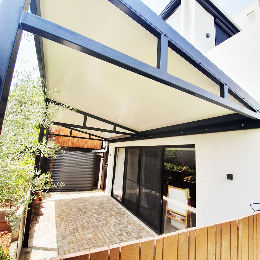 This is a custom made and fully welded steel truss structure for an Occupational Therapist (OT). It is custom fitted with hanging tags for equipment like swings and balancing apparatus. #brisbanebuilder #premiumlifestyles